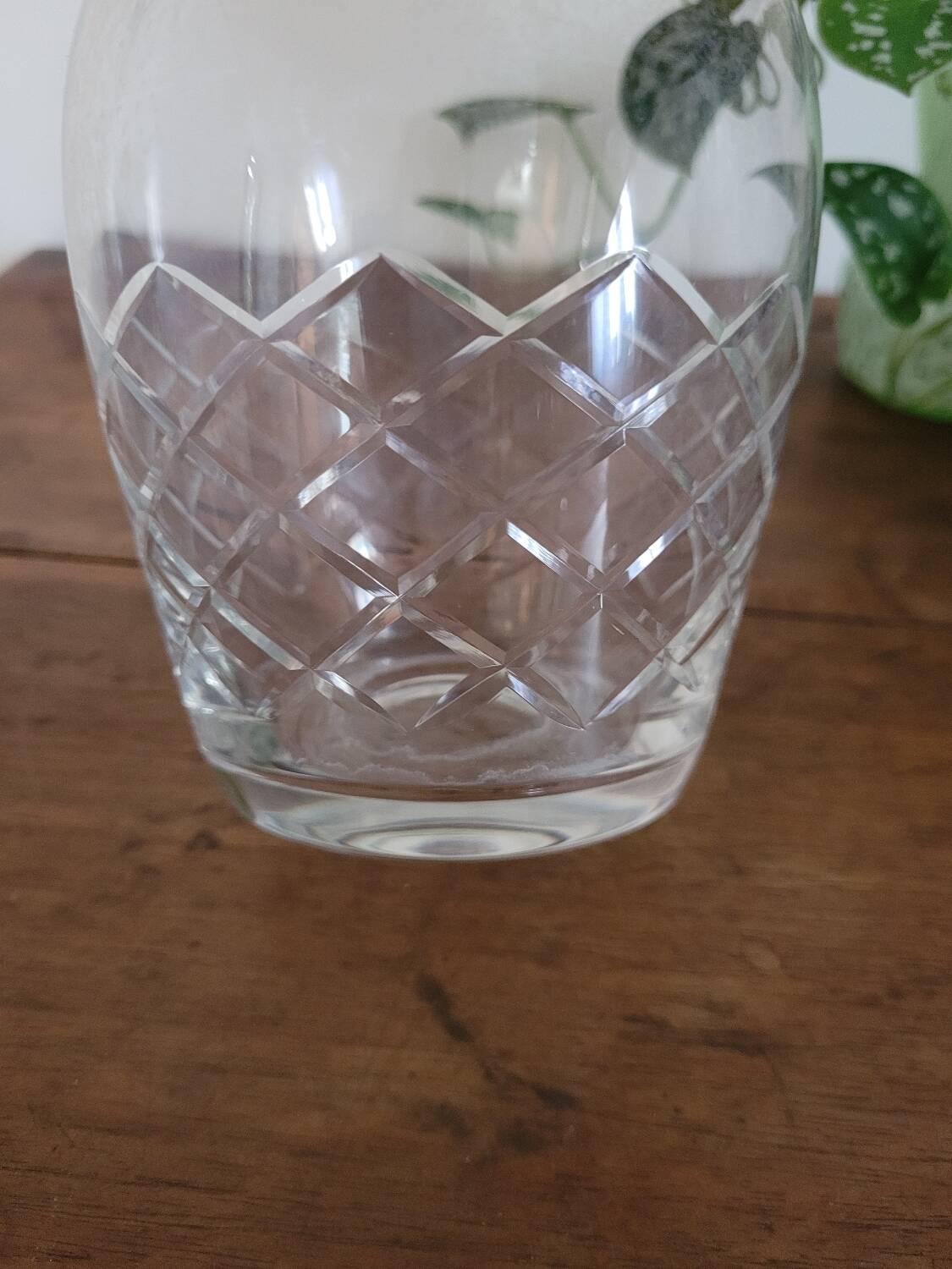 Carafe No. 1 in chiseled crystal