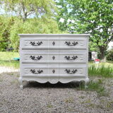 Commode relookée blanche Louis XV