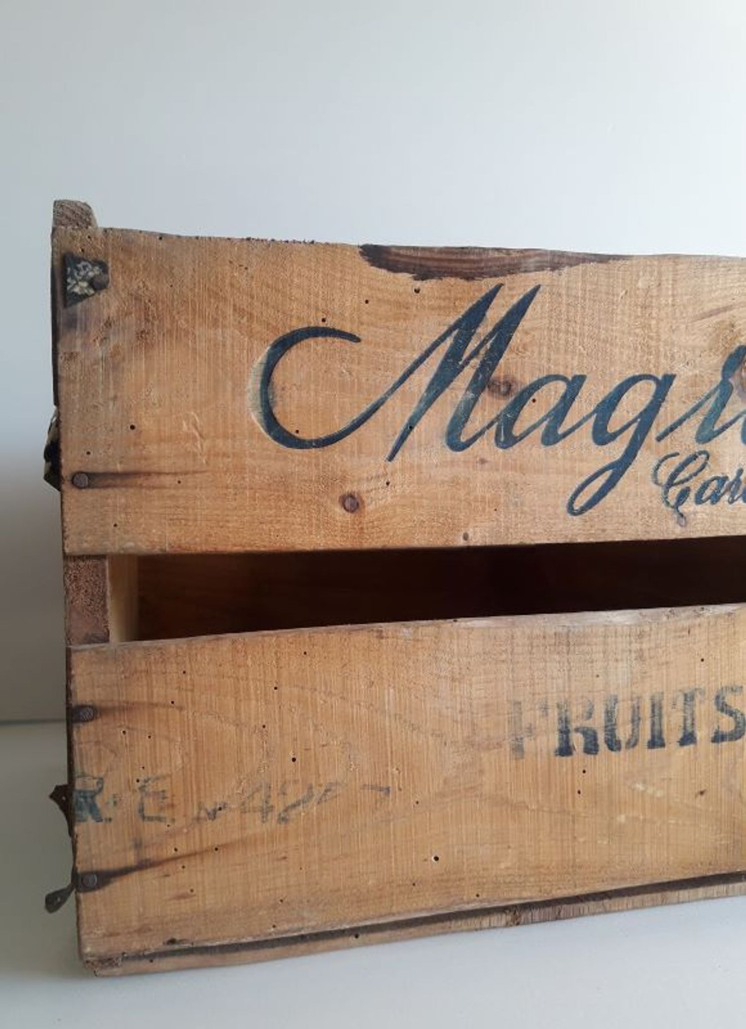 Caisse bois transport affiche colorée Magraner&Co Espana