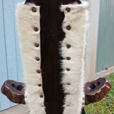 Tripod chair/stool in wood and goatskin