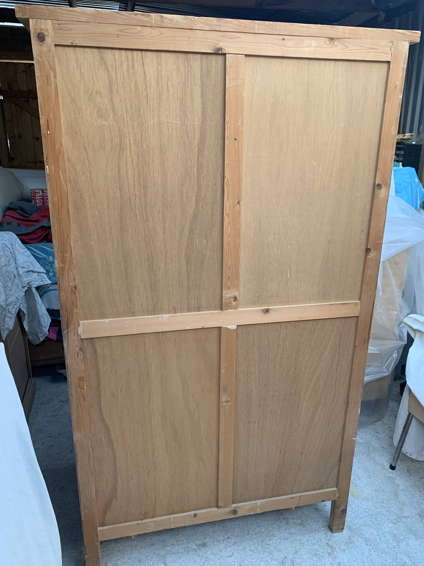Armoire parisienne