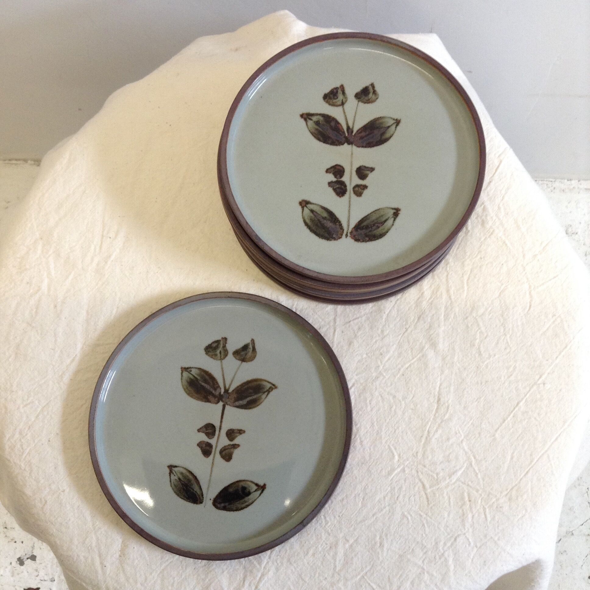 Stoneware plates