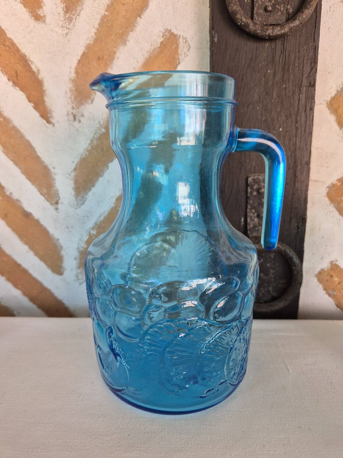 Vintage blue orangeade service