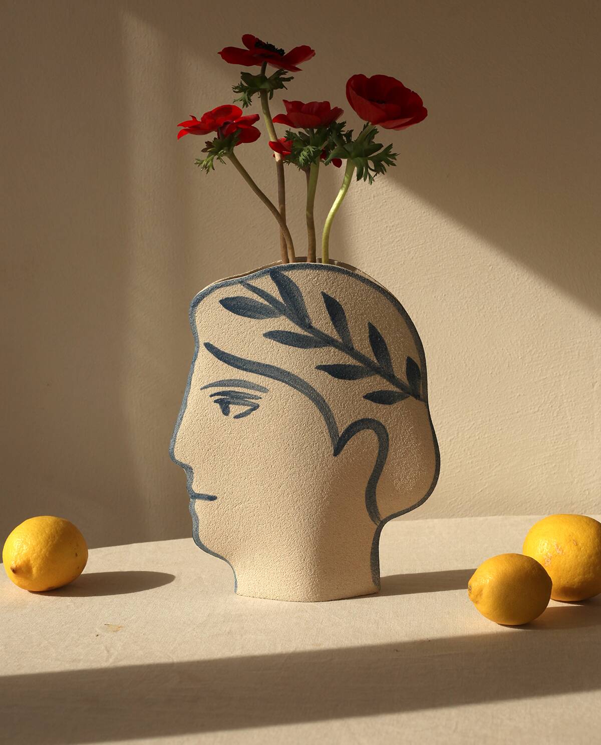 Ceramic Vase 'Artemis - Blue'