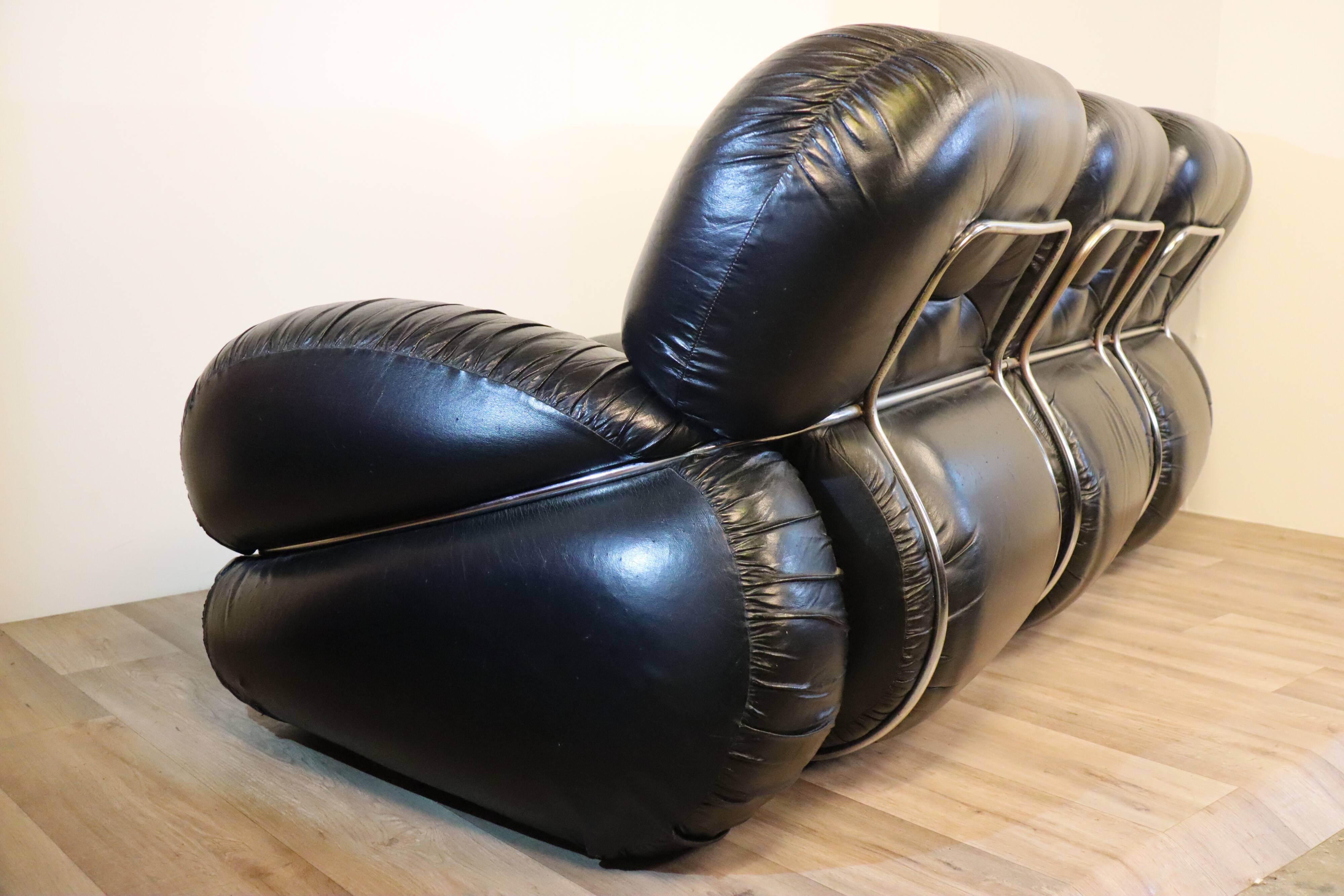 Italian vintage sofa by Adriano Piazzesi 1970
