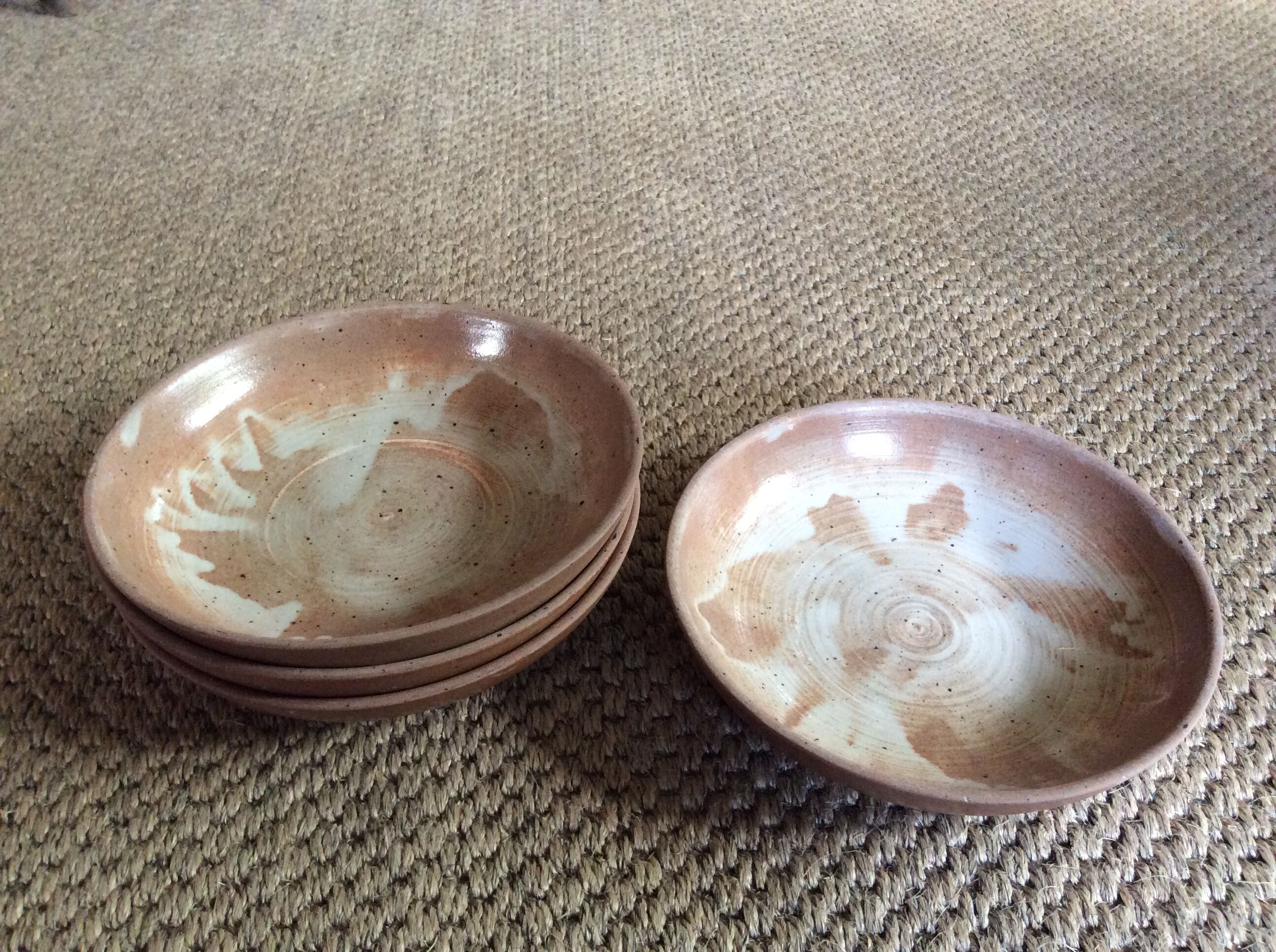 Series of 4 hollow sandstone plates