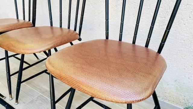 Scandinavian design chairs by soudexvinyl