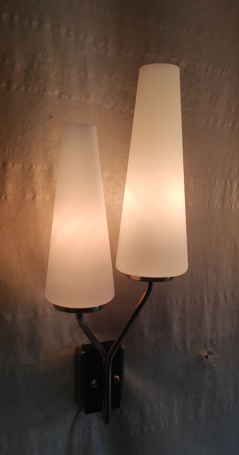 Asymmetrical double light wall sconces in brass, metal, and opaline - 50s