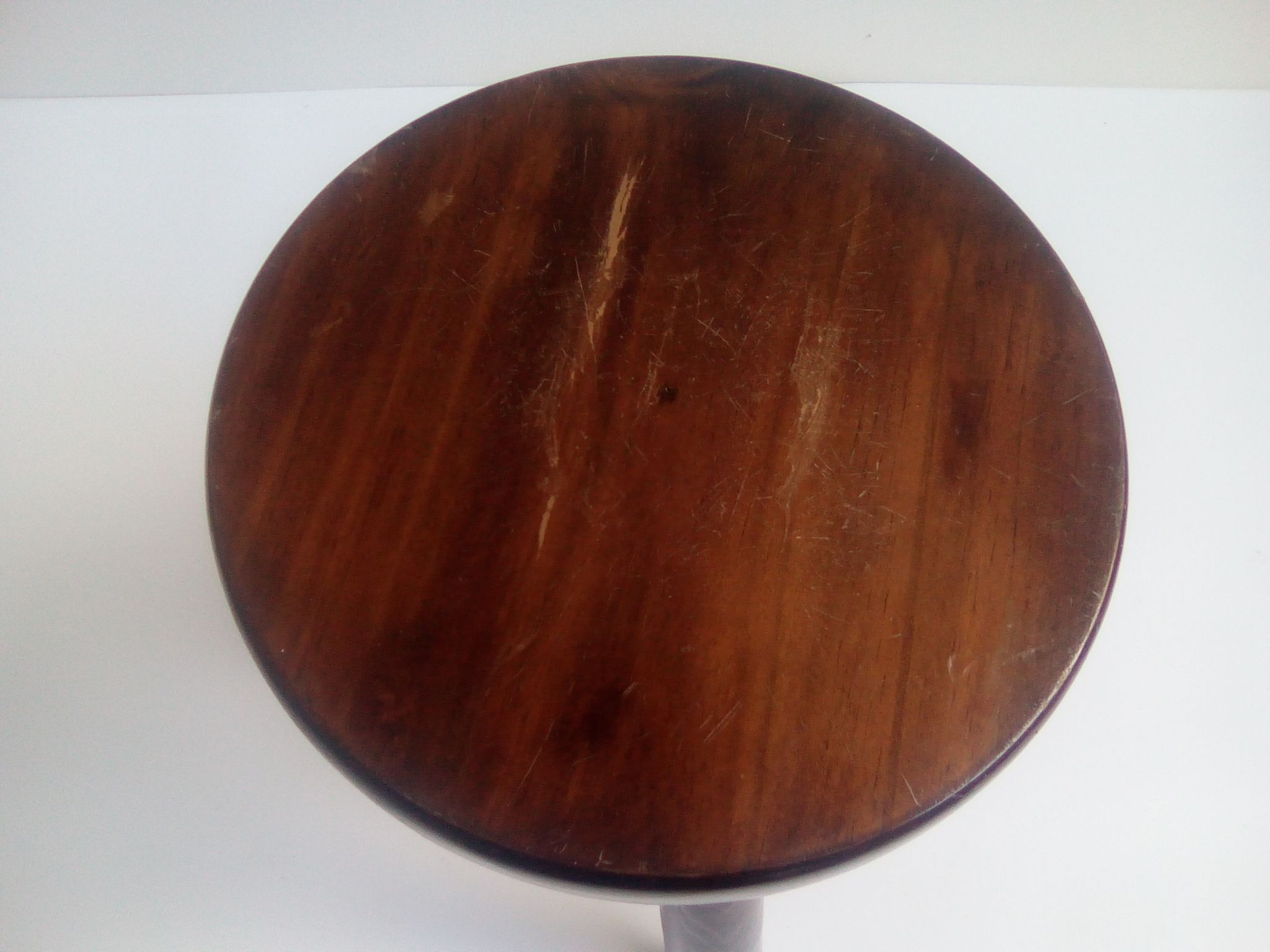 Tripod stool