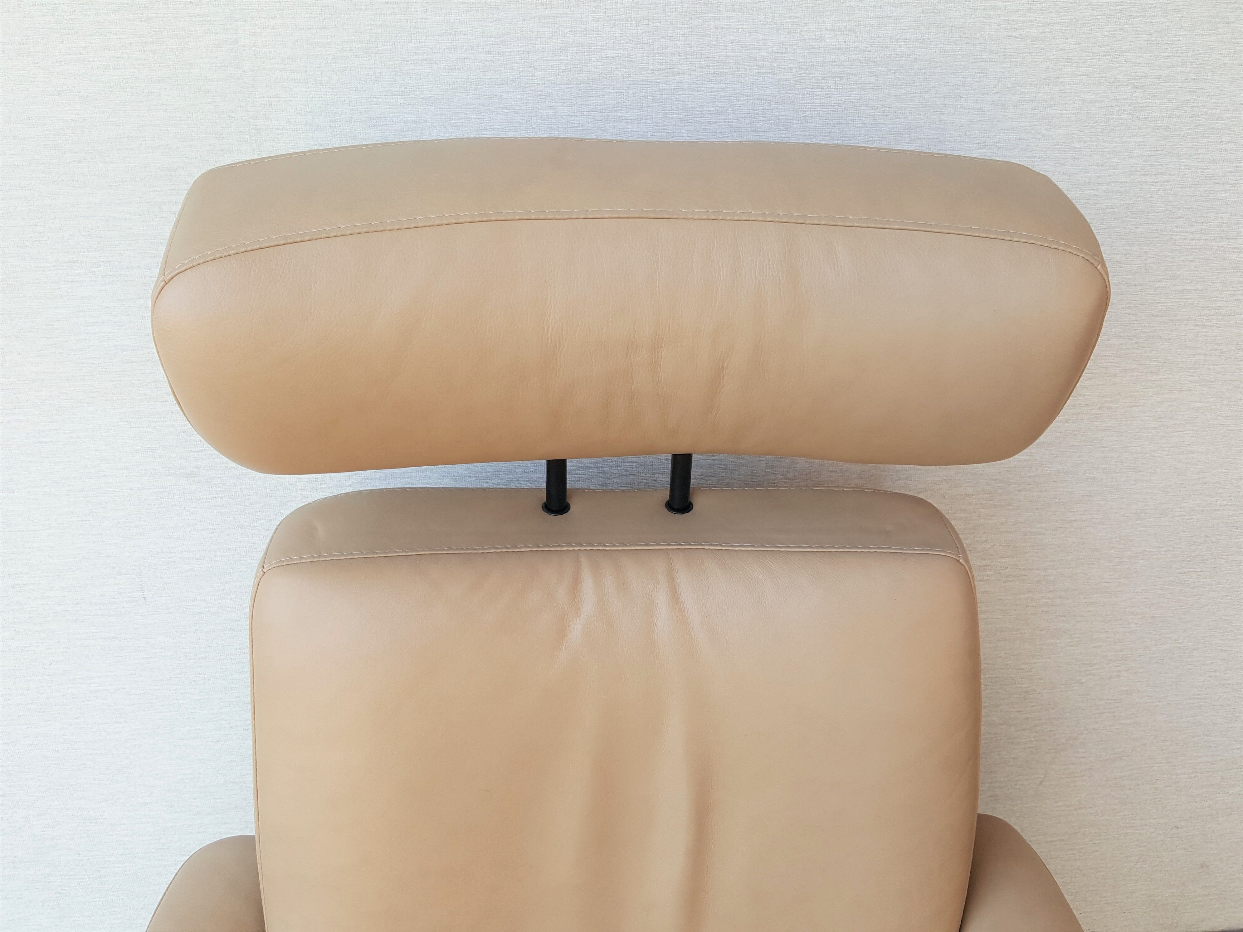 Scandinavian vintage leather armchair Ekornes Stressless