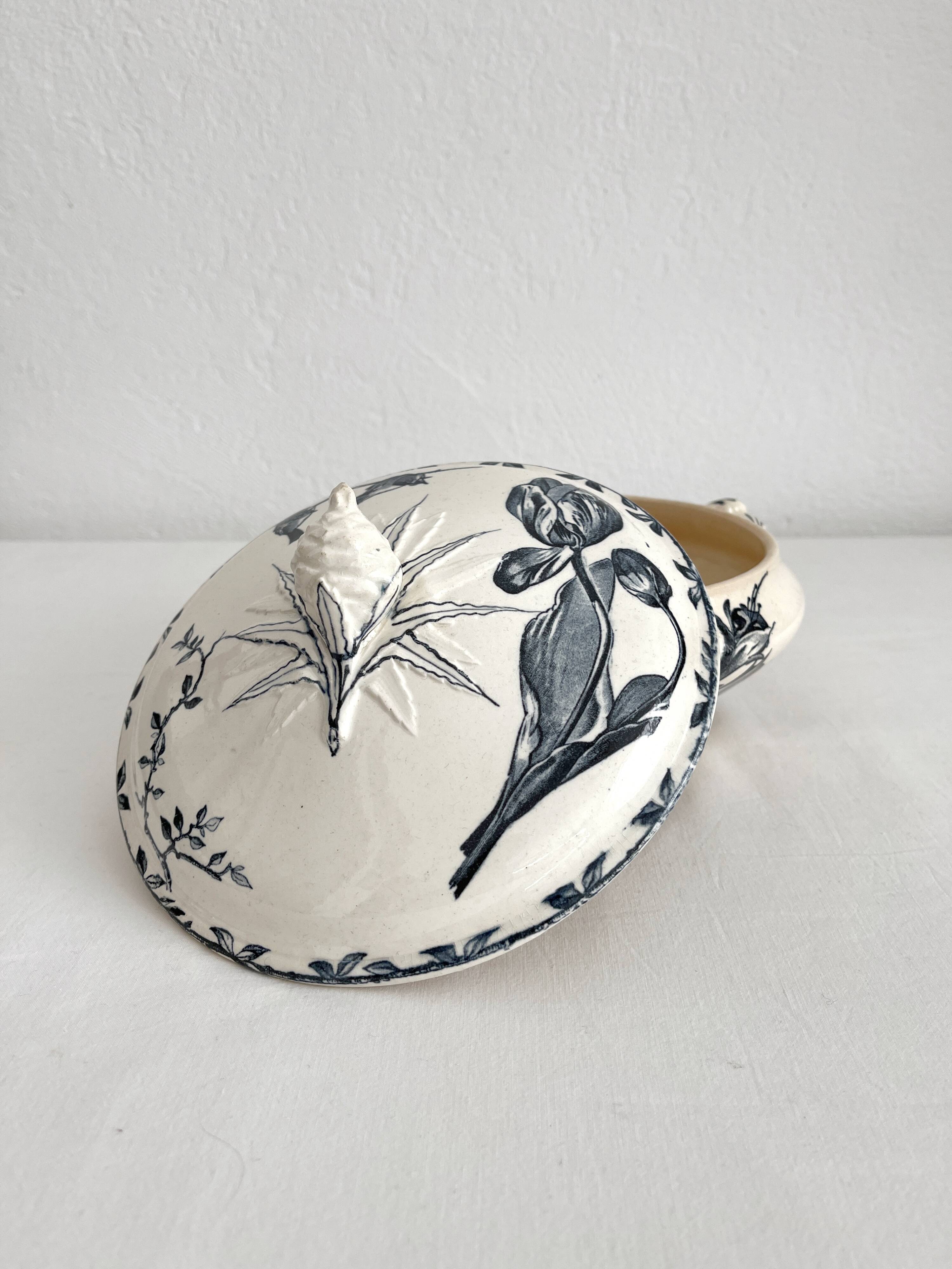 Ironstone tureen, "Oxford" Choisy le Roi