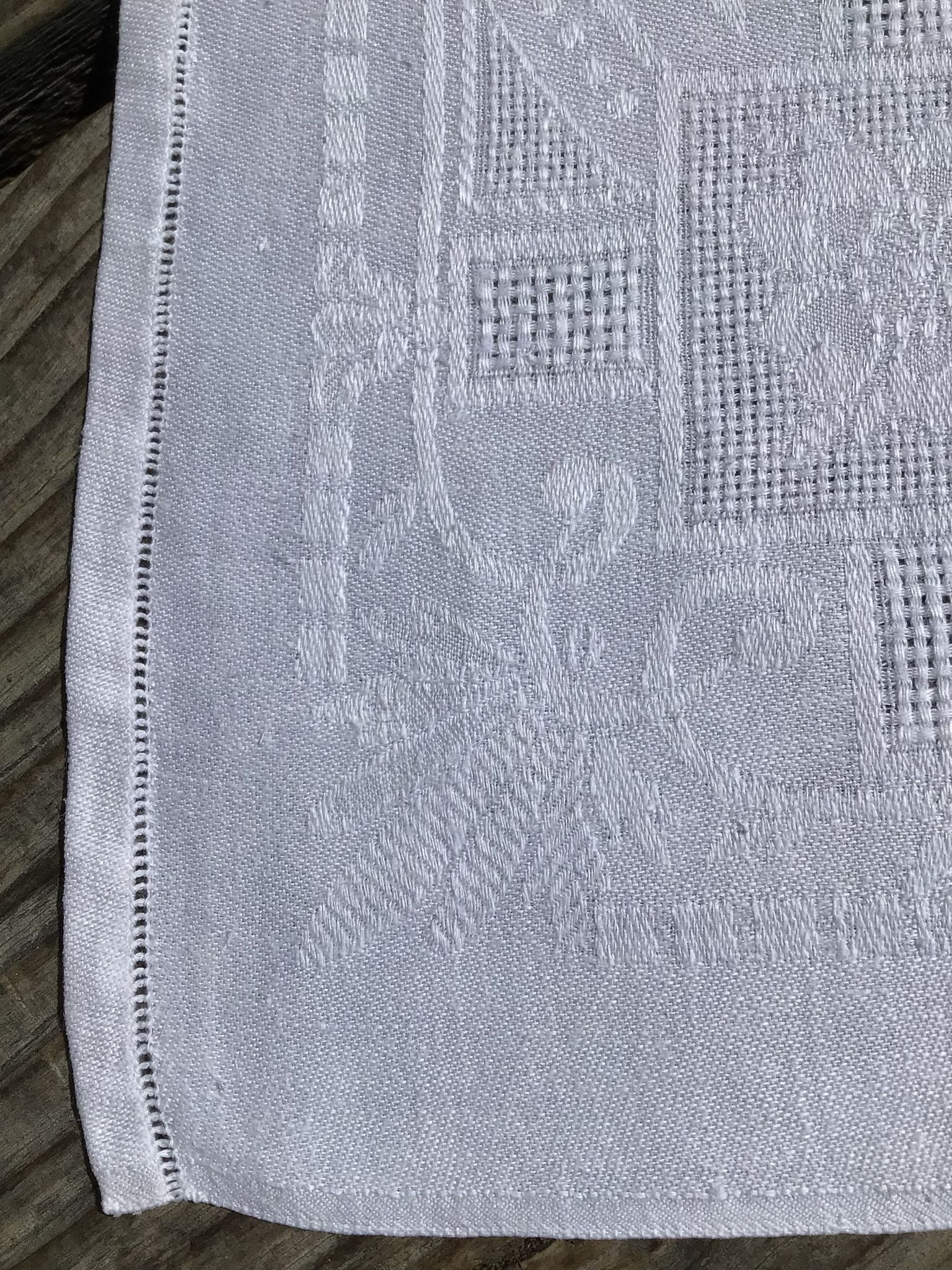 11 square napkins GC floral damask with cutwork