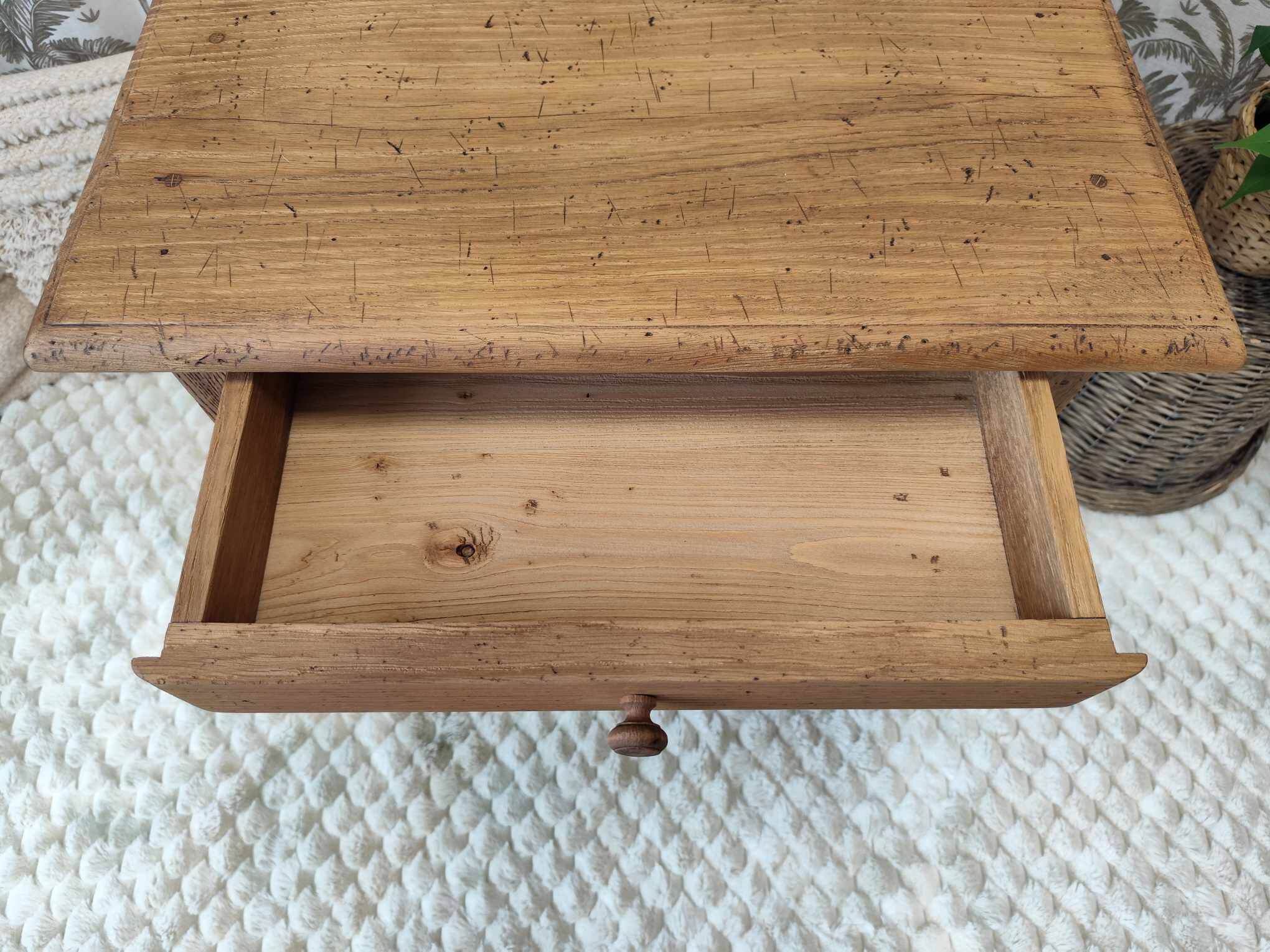 Table de chevet bois