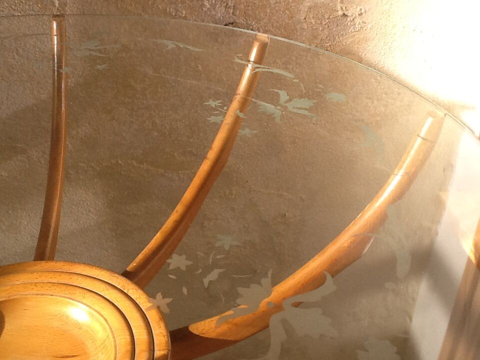 Elegant table "spider" vintage