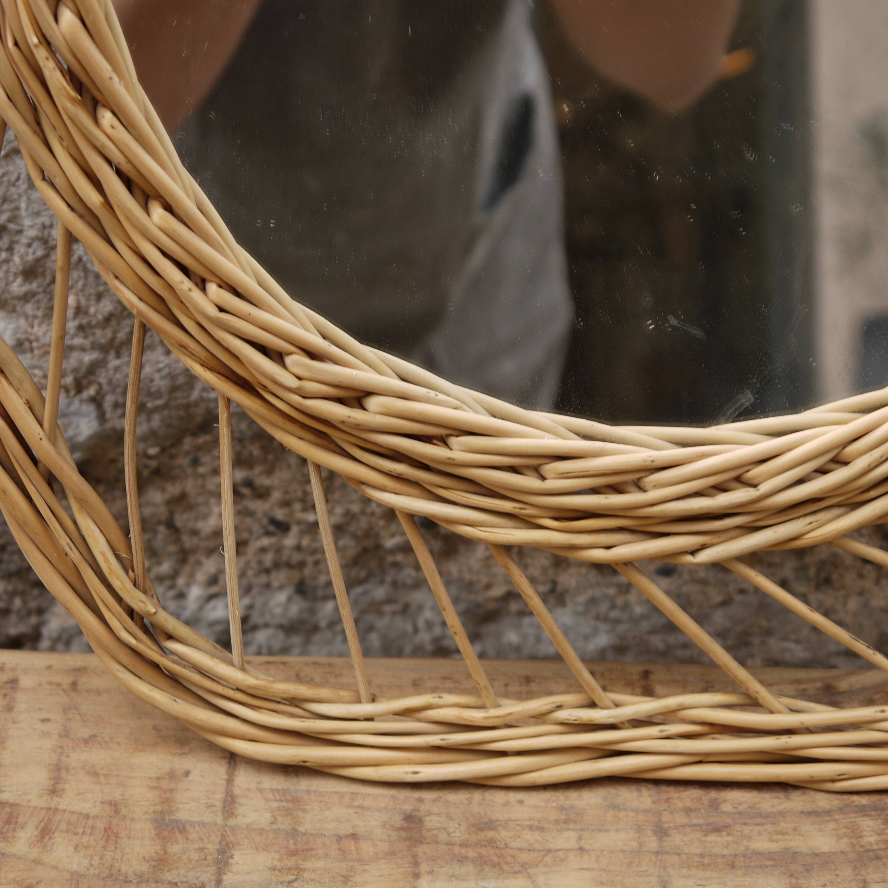 Rattan mirror  48x48cm