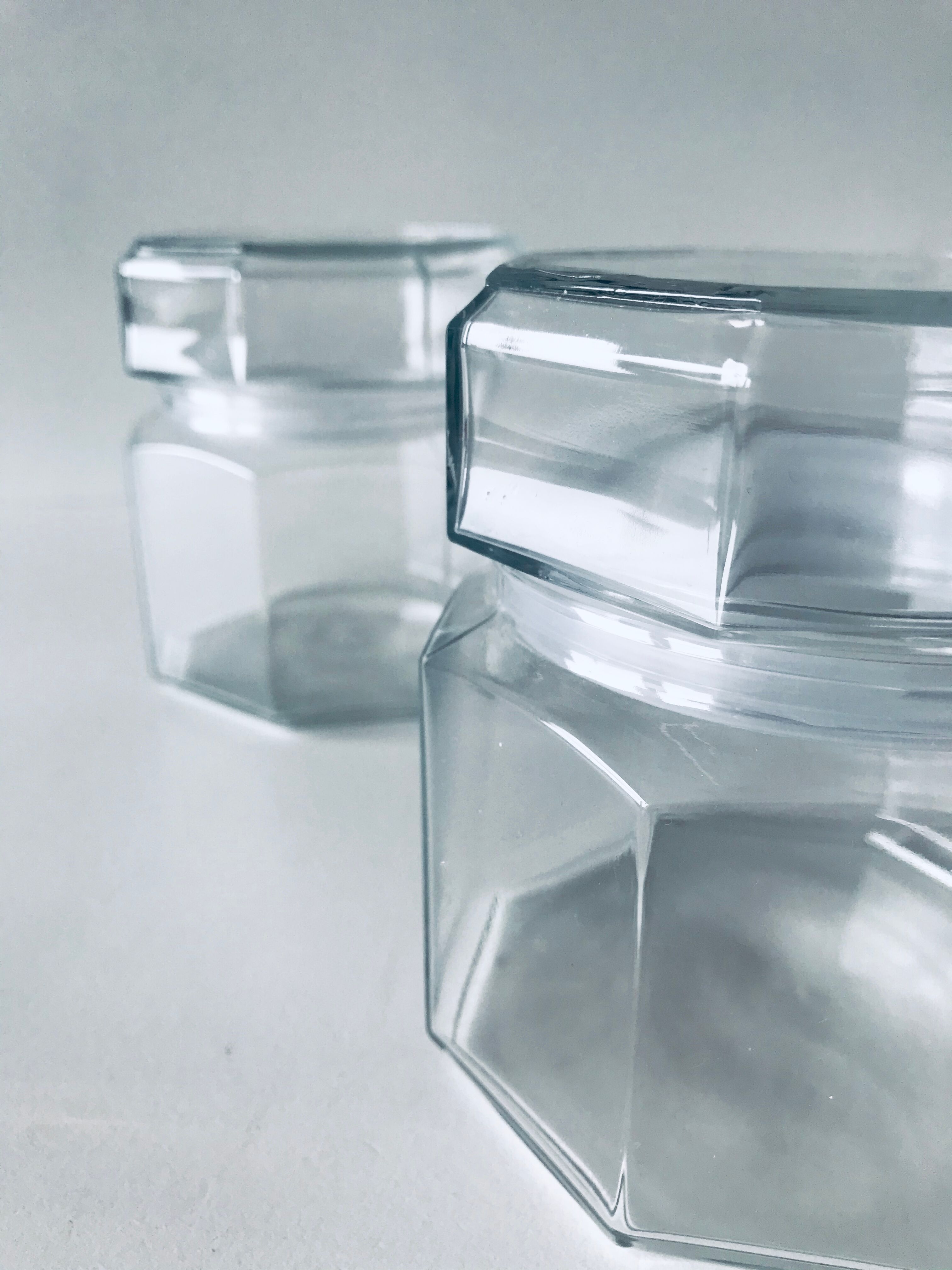 Pots en verre hermétique forme hexagonale