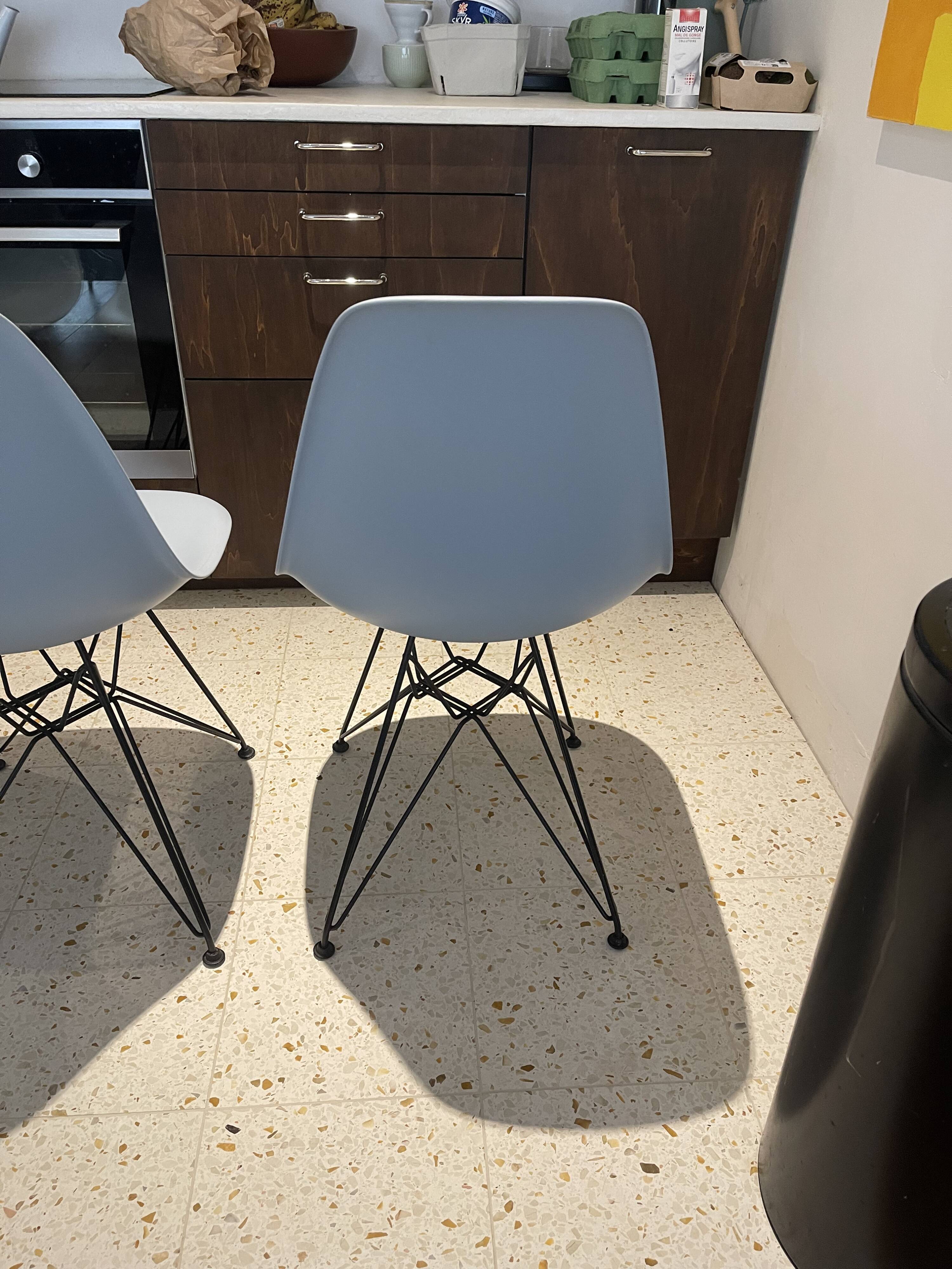 Set of 4 chairs - Eames Plastic Side Chair