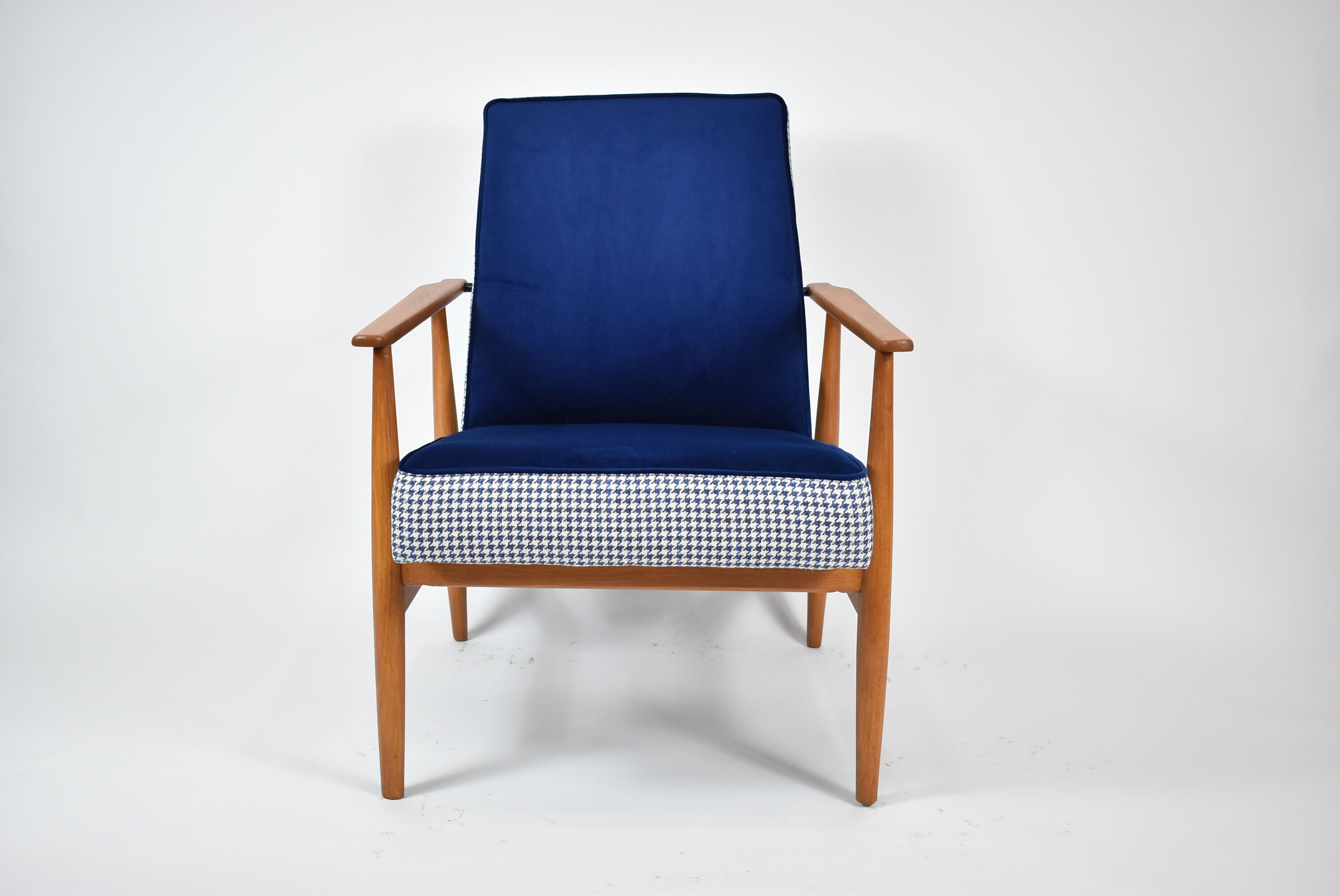 Original renovated vintage armchair 1960s, houndstooth, velvet