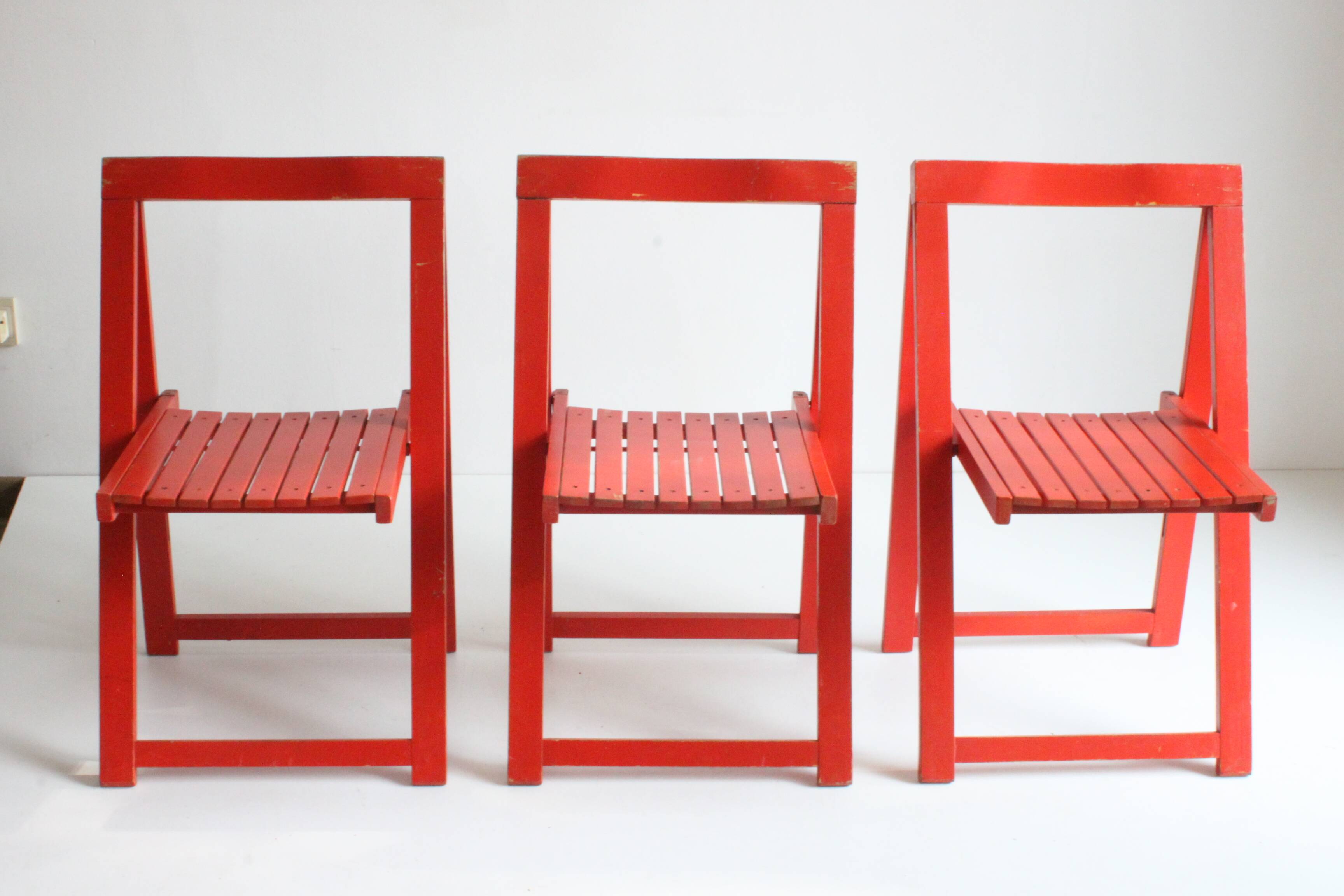 Vintage wooden folding chairs 1960s