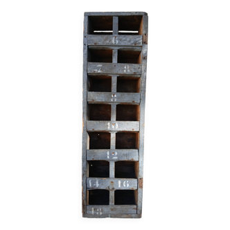 Petit meuble étagère d'atelier