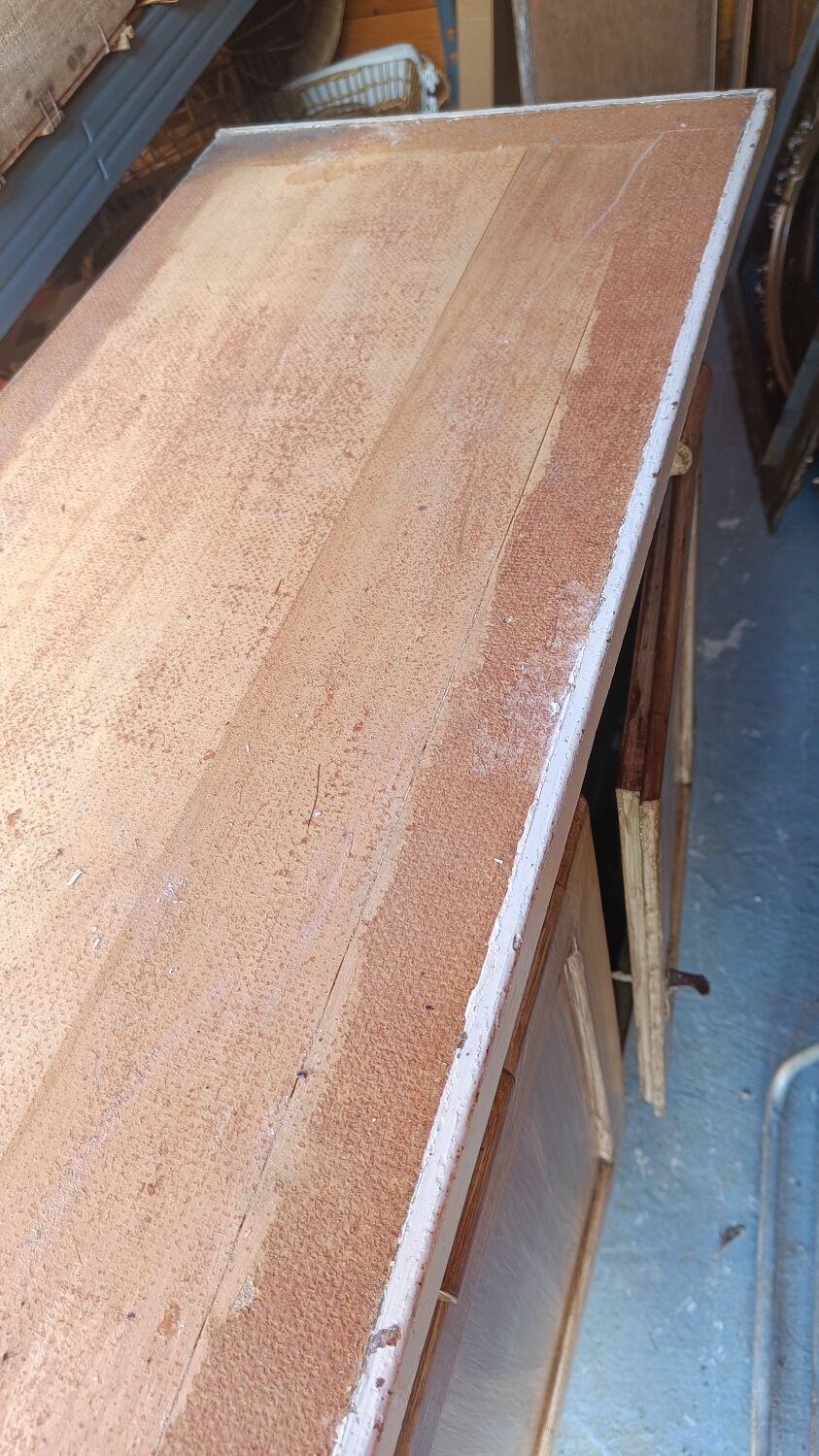 Patinated Parisian buffet – Zinc tray