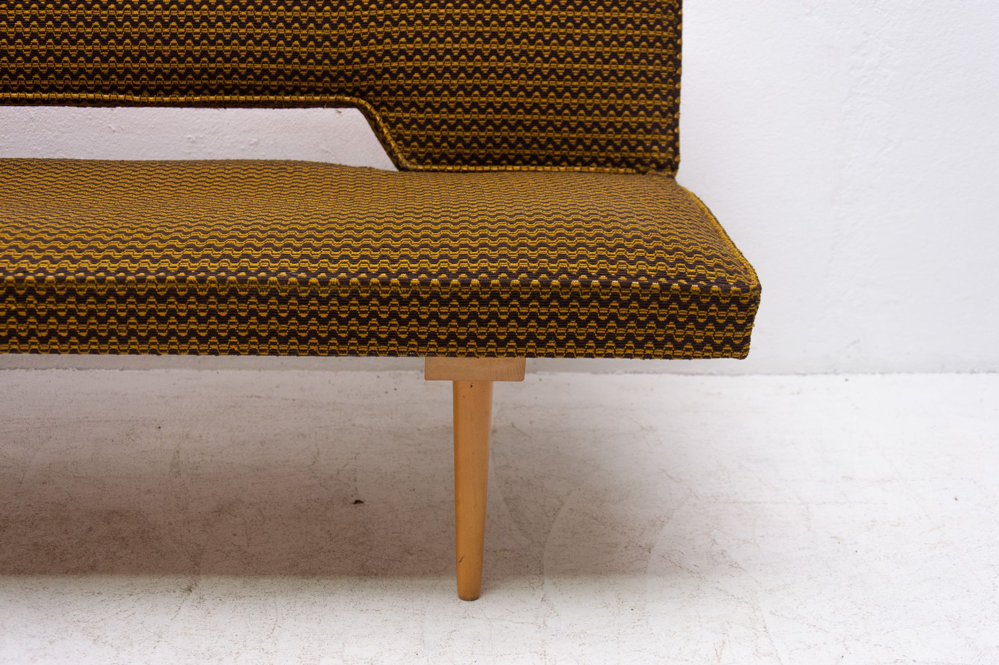 Canapé réglable du milieu du siècle par Miroslav Navrátil, années 1960, Tchécoslovaquie