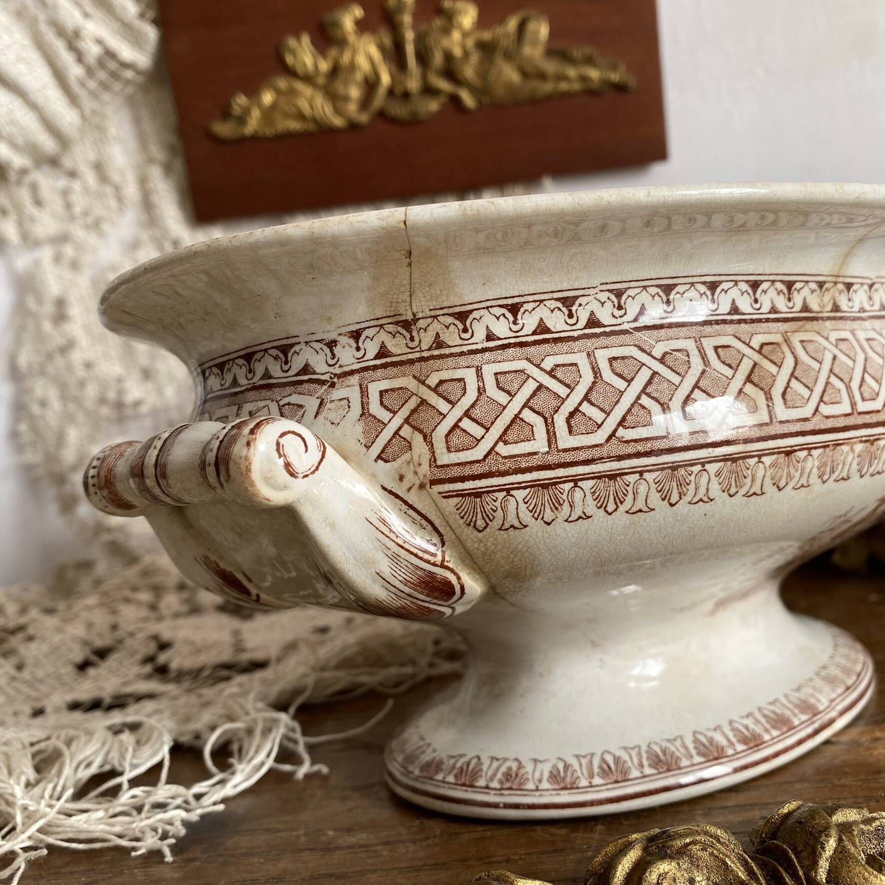 Antique vegetable dish in English ironstone "Princess Alexandra"