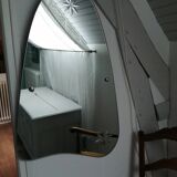 Asymmetrical mirror