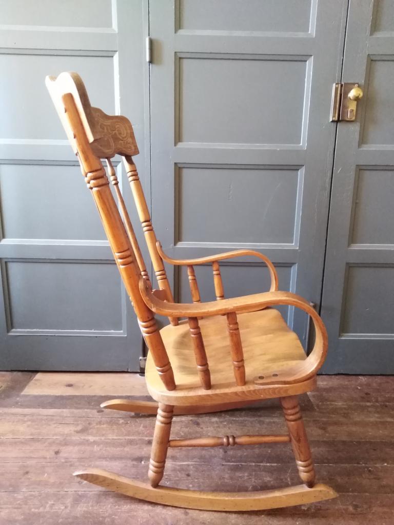 Former American rocking chair