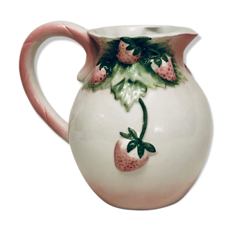 Strawberry dabbling pitcher