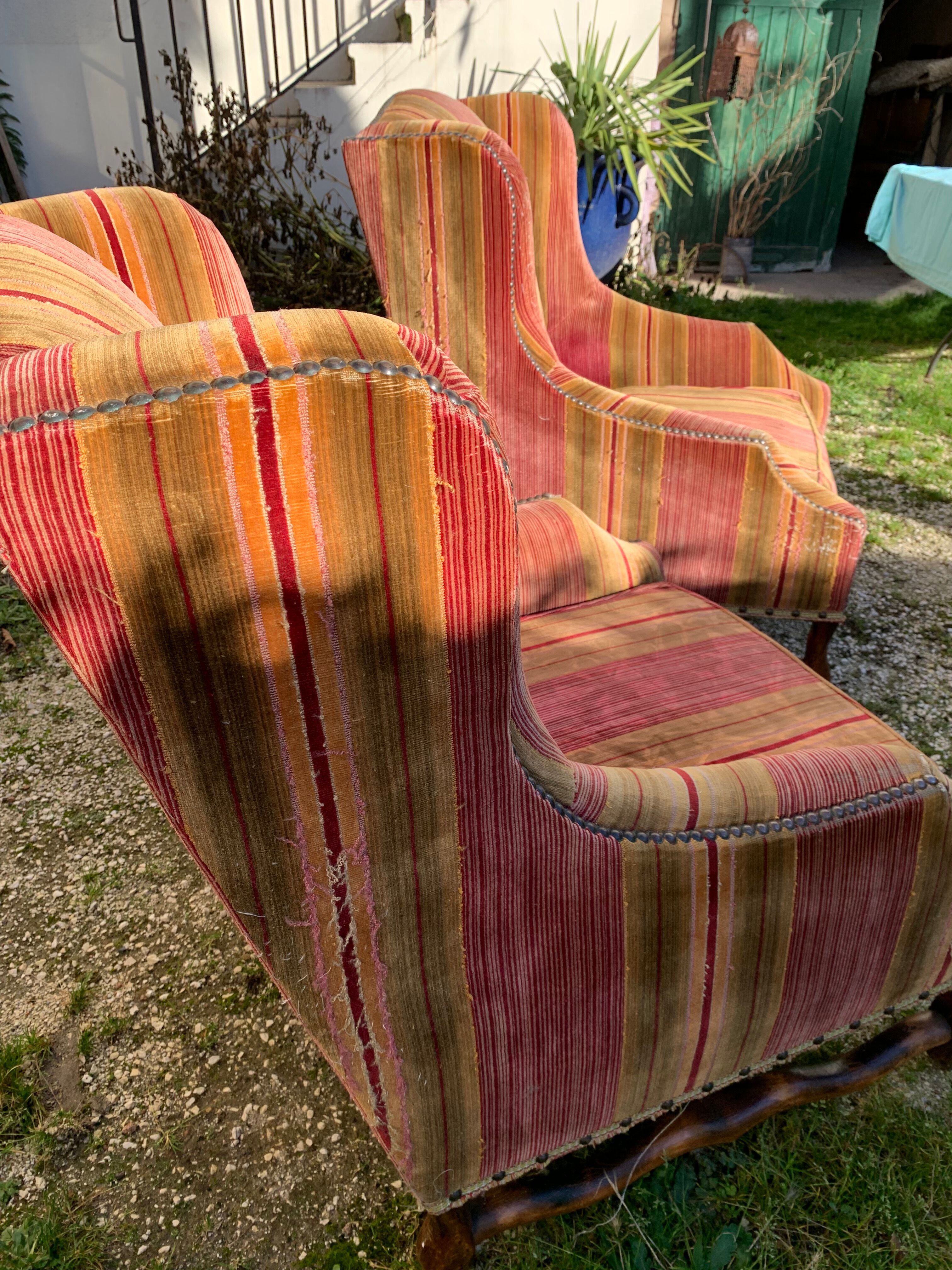 Pair of shepherdesses