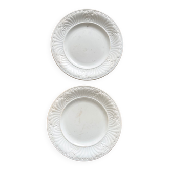 2 Creil and Montereau white plates