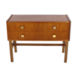 Rosewood chest of drawers