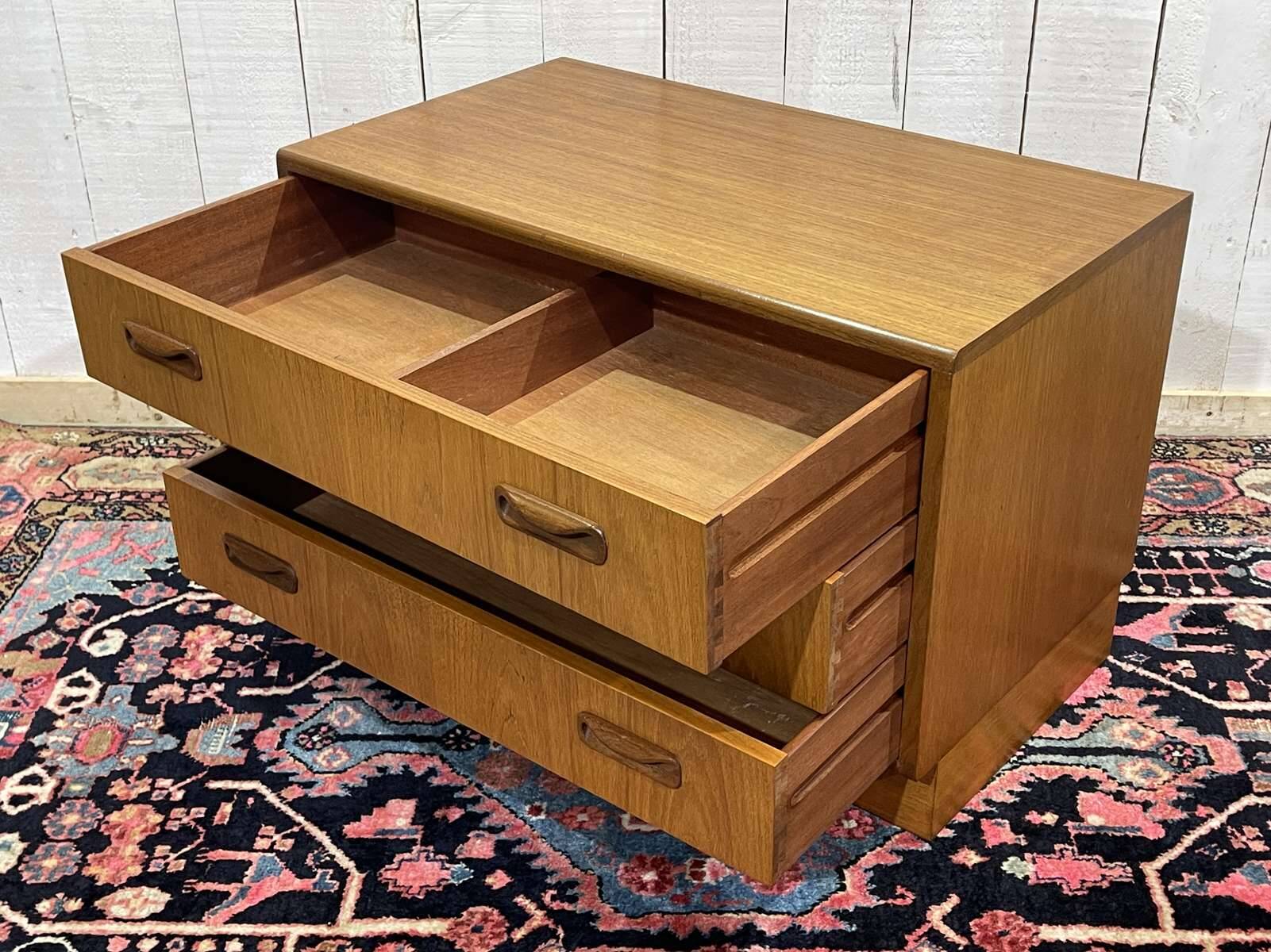 English low chest of drawers by the brand G-Plan in teak from the 1970s.