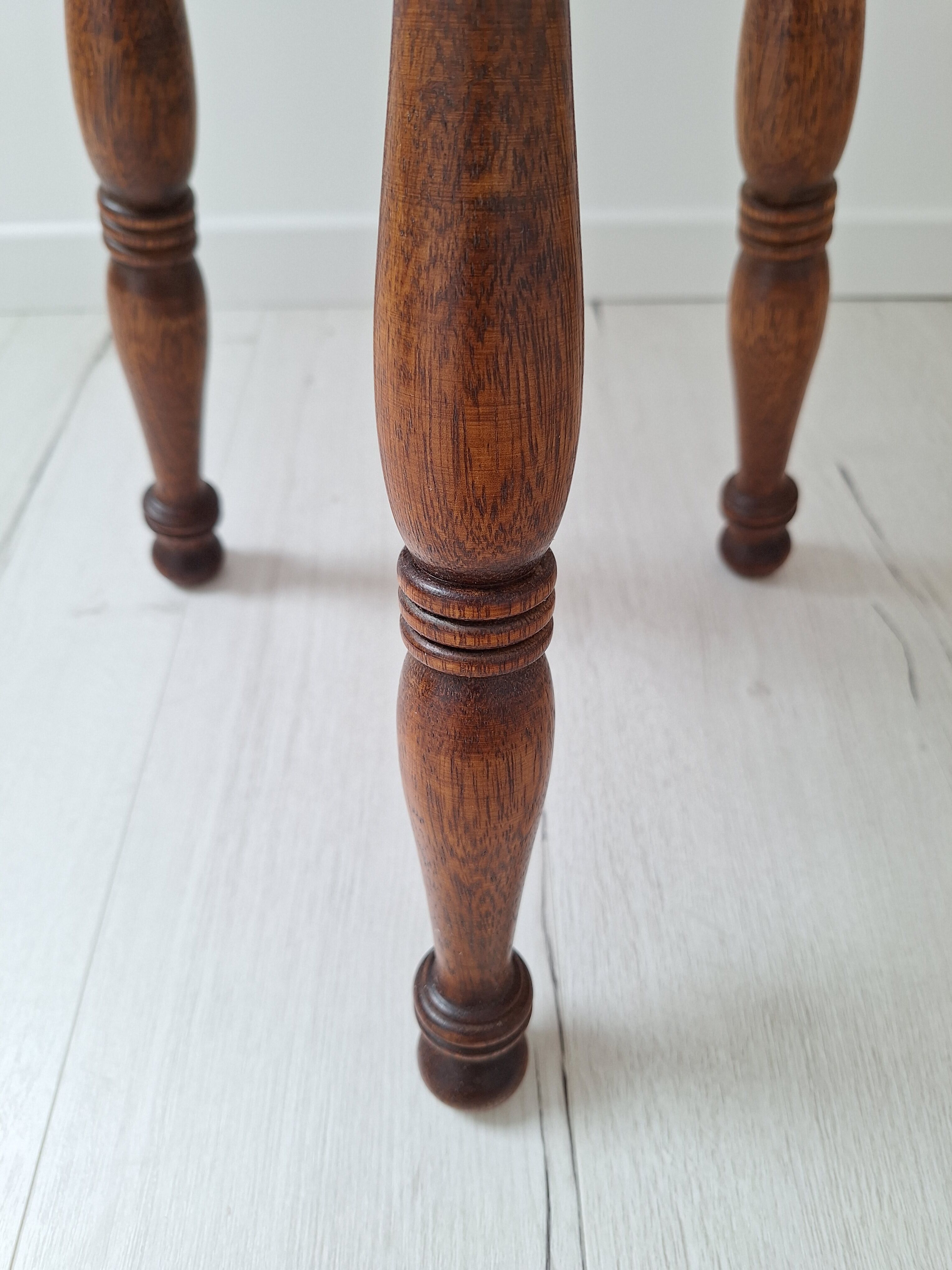 Vintage tripod stool