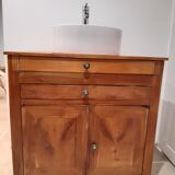 Bathroom vanity unit