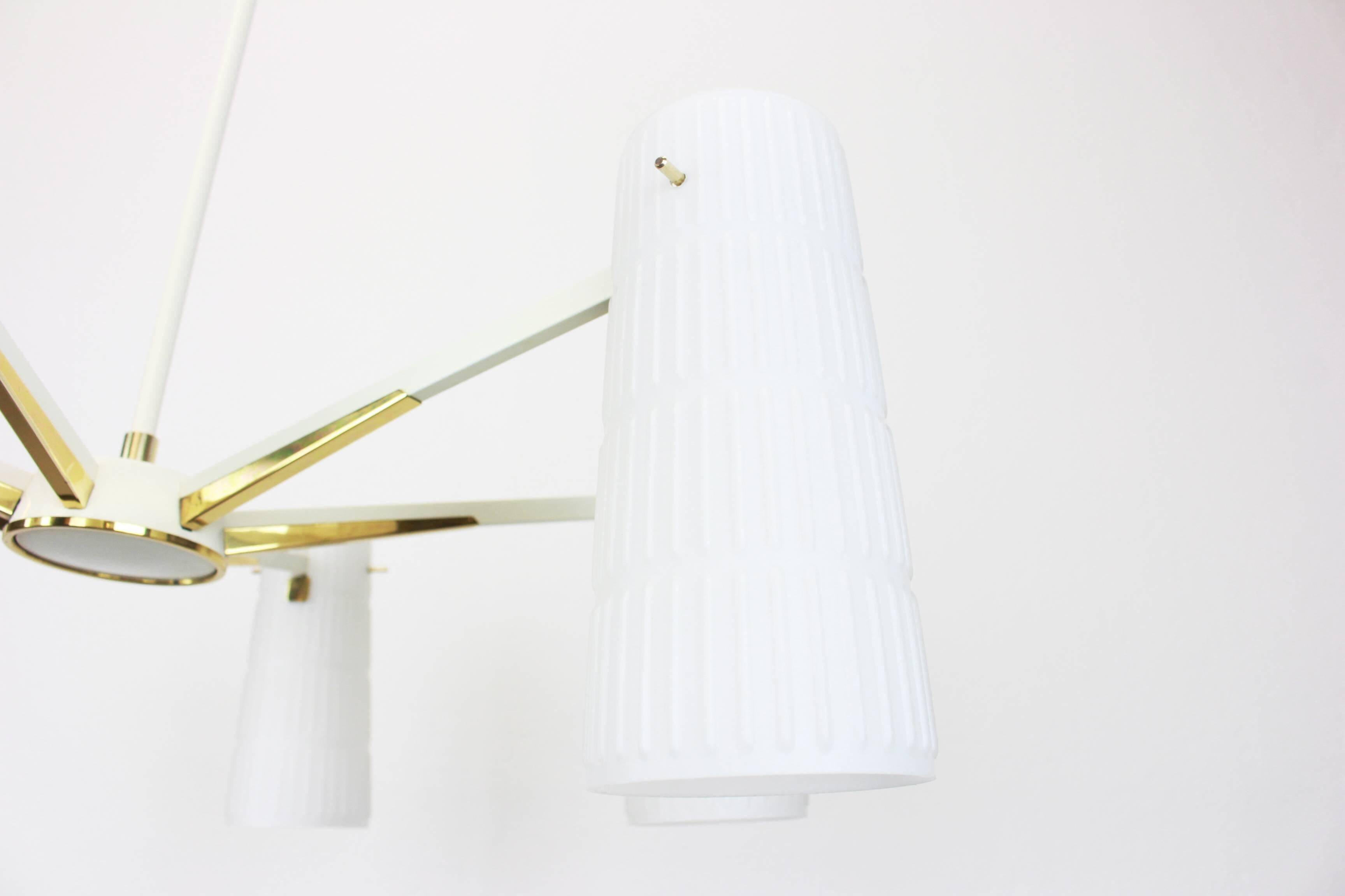 Italian glass chandelier in the shape of a star in the Stilnovo style, 1950s.