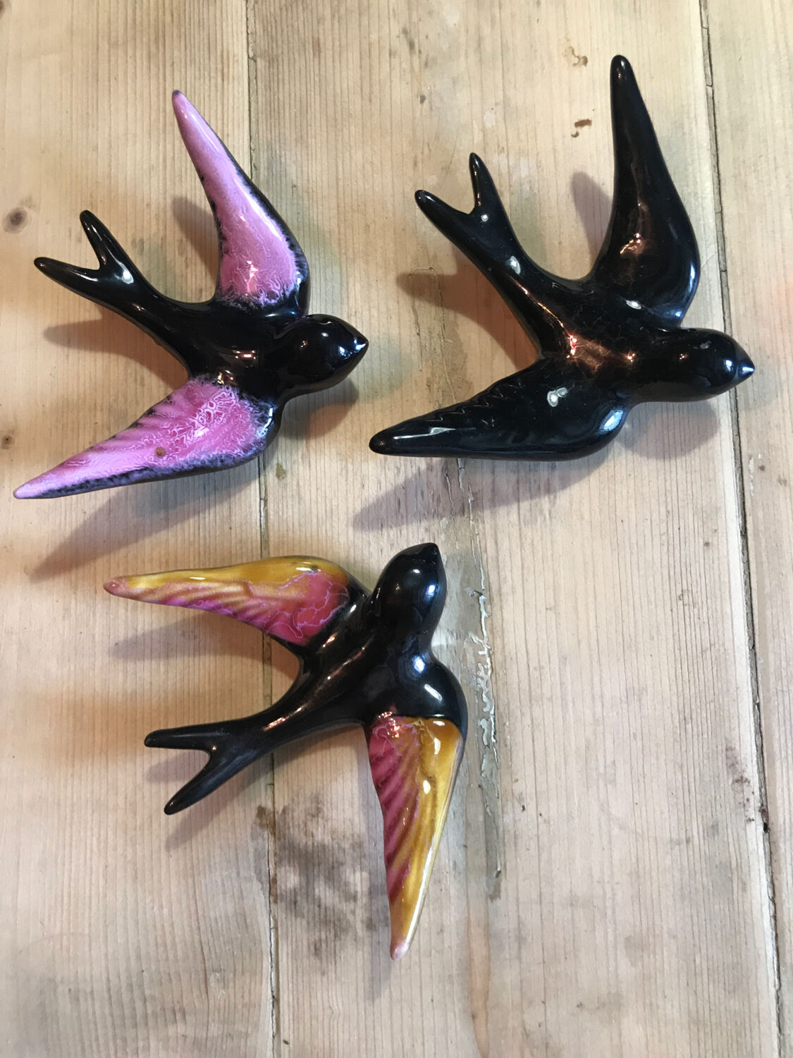 Lot de 3 hirondelles en céramique