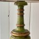Lampe vintage en bois tourné chic dorée