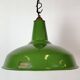 Lampe suspendue en émail vert industriel de Jackson Electrical Co., années 1960.
