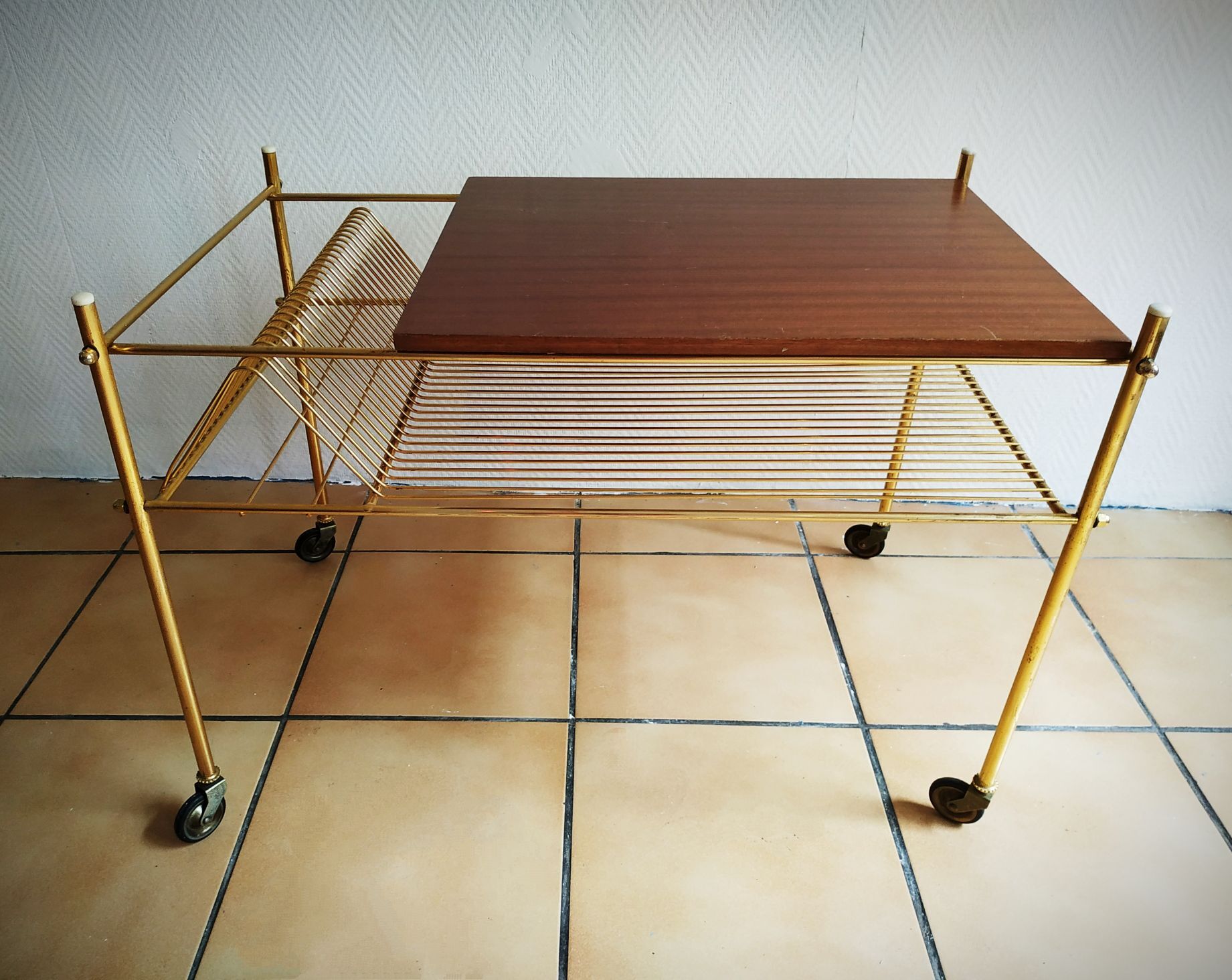 Vintage record player table