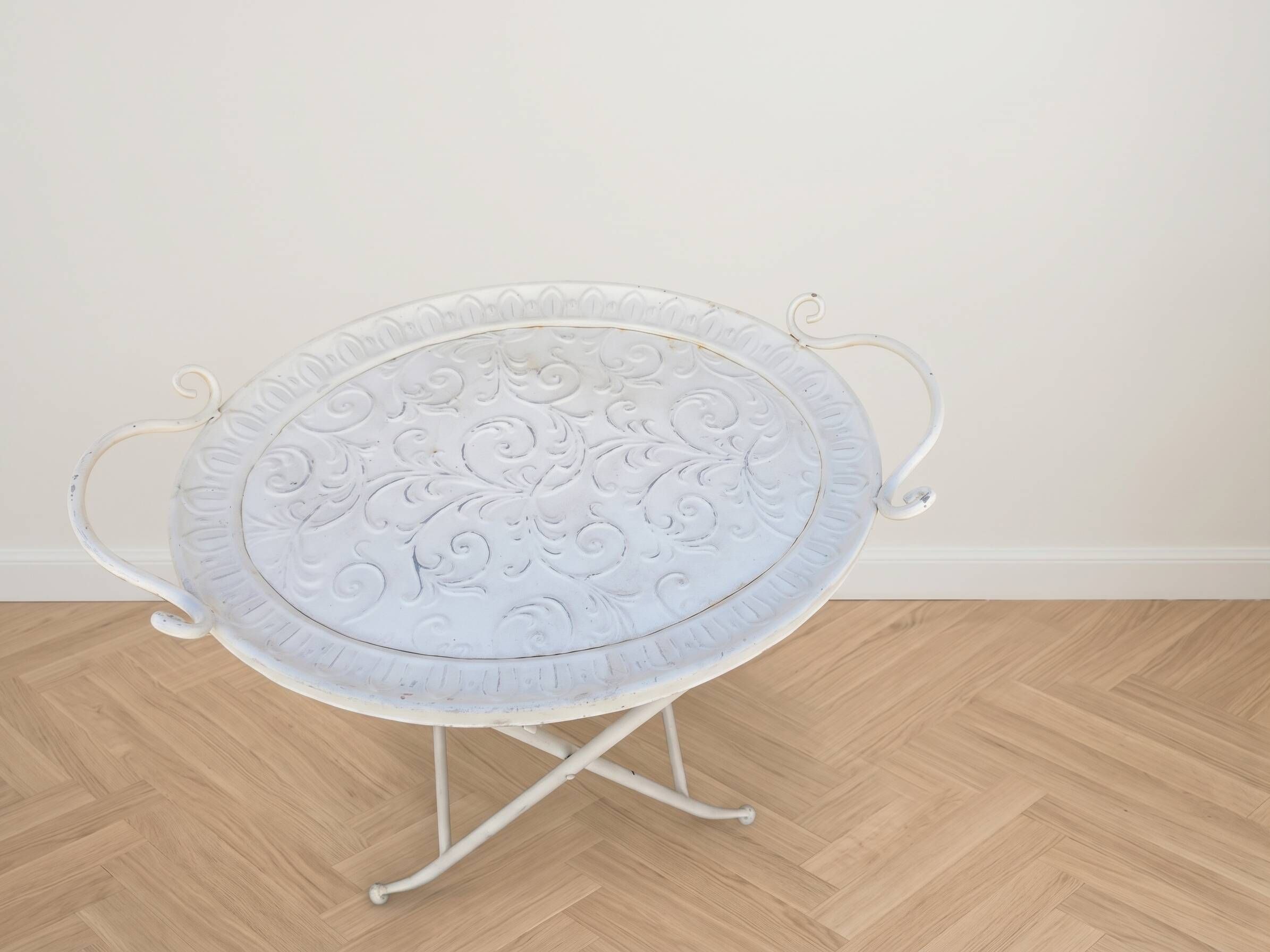 Romantic style white metal side table