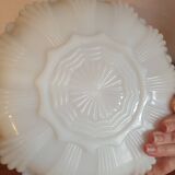 Dish with 3 compartments in opaline and vintage gilding