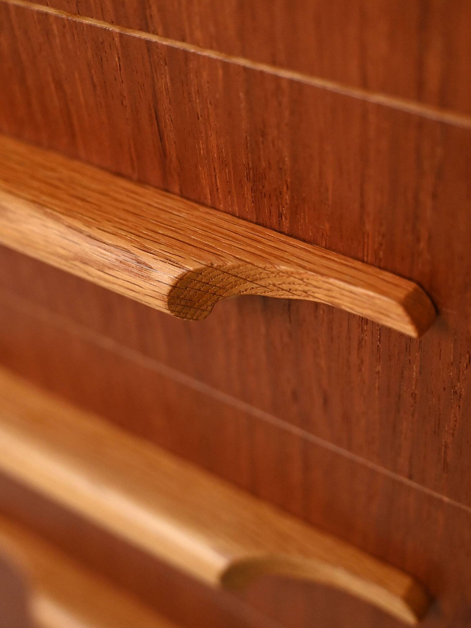 Scandinavian vintage Sideboard in Teak and Oak