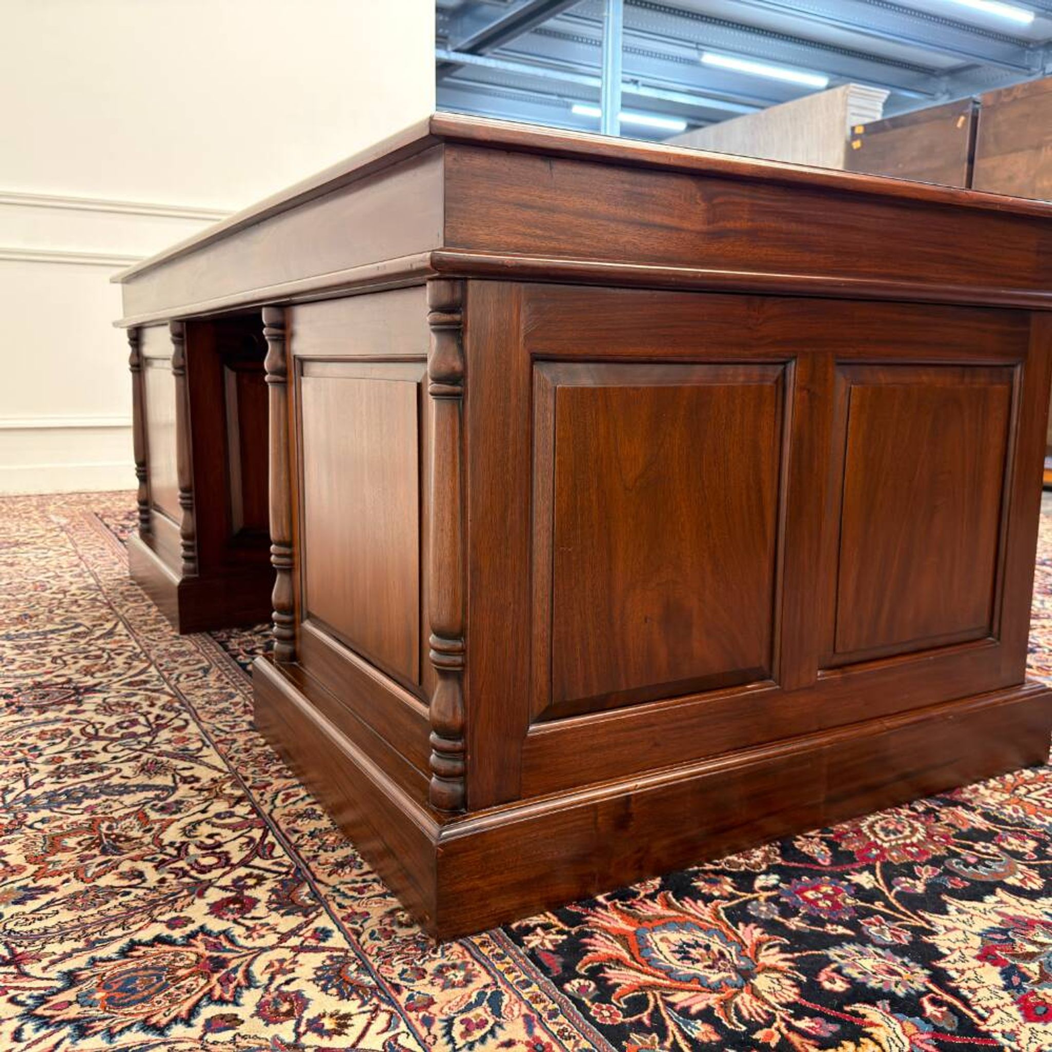 Grand bureau anglais classique