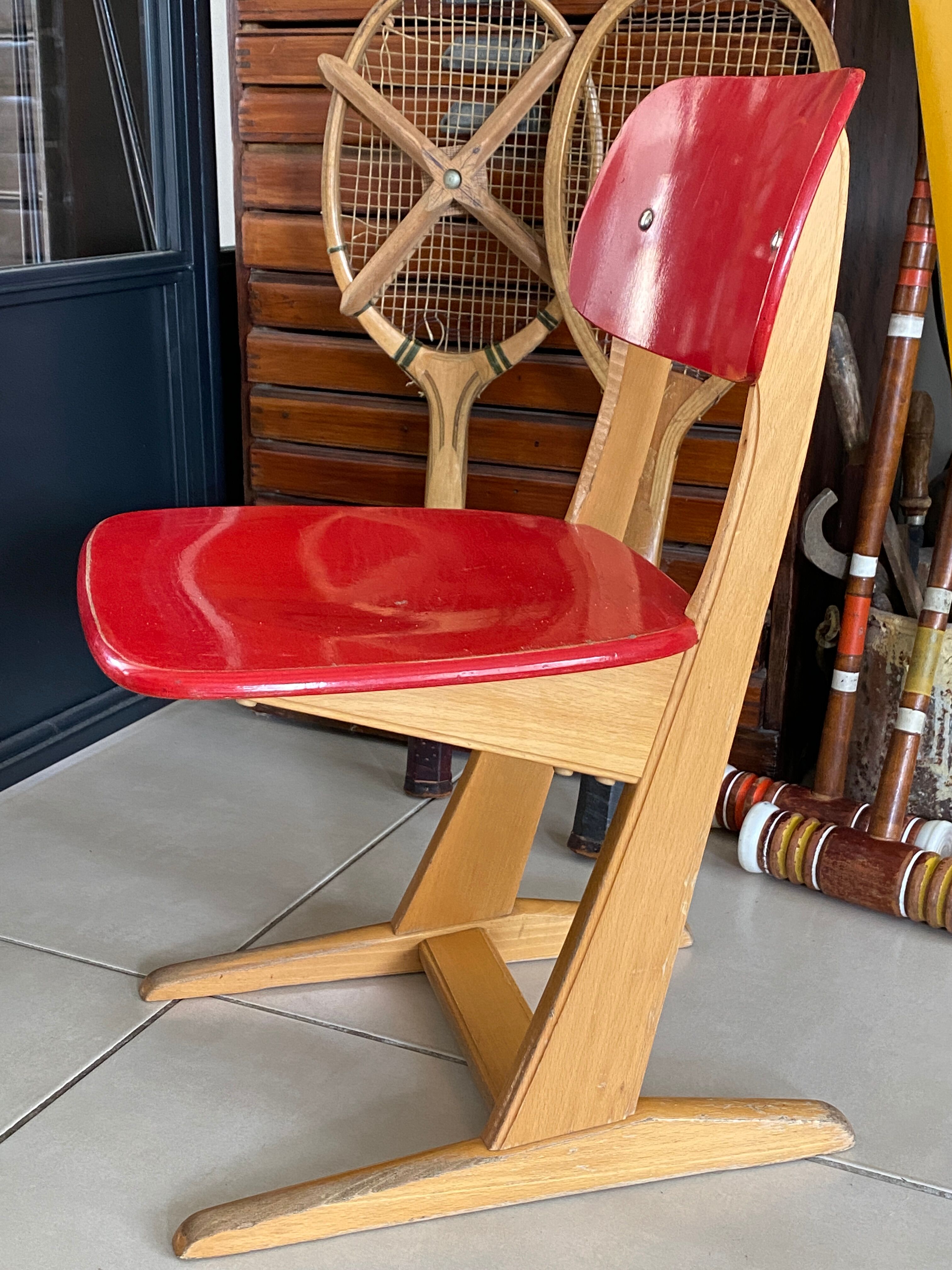 Chaise enfant Casala vintage rouge