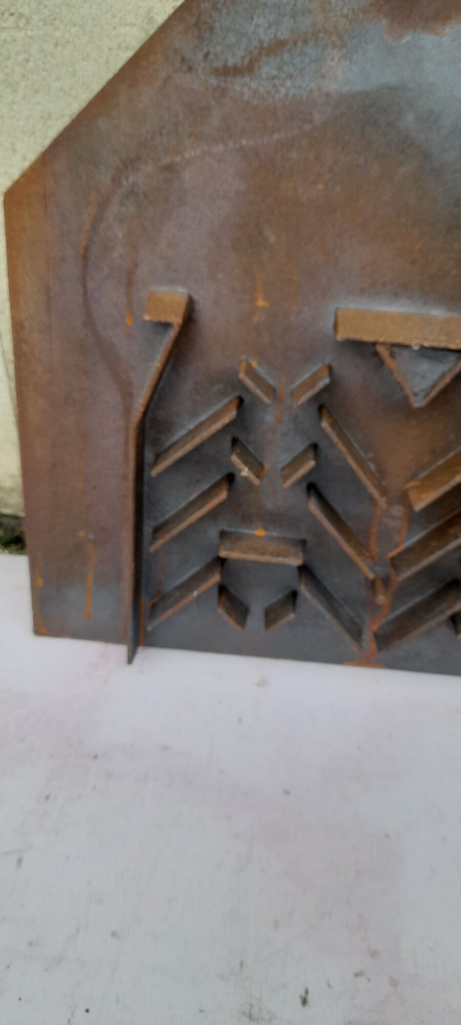 Plaque de cheminée  en fonte fleur de lys fonderie d'art jamais posée