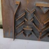 Cast iron fireplace plate fleur de lys art foundry never laid