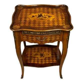 Table d'apparat style Louis XV en marqueterie de bois précieux vers 1900