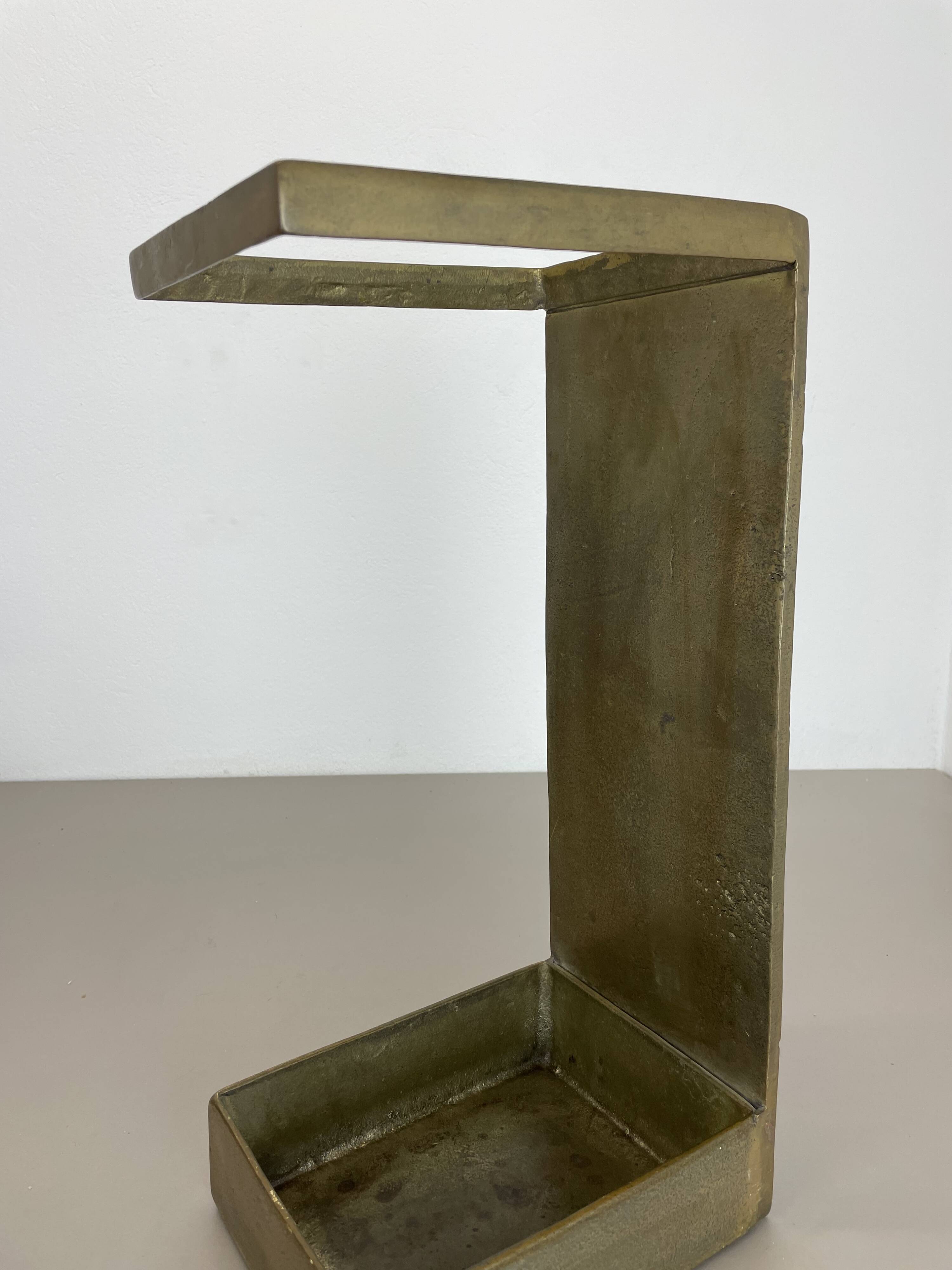 Hollywood Regency Solid 7.5kg Brass Brutalist Floral Umbrella Stand, Italy 1970s